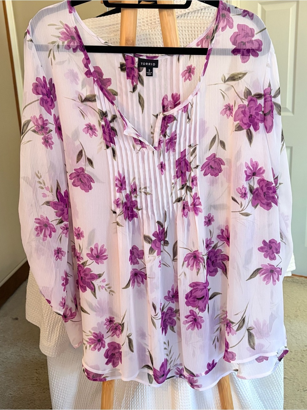 torrid White and Purple Sheer Floral Pintuck Blouse - Women's Top 3X